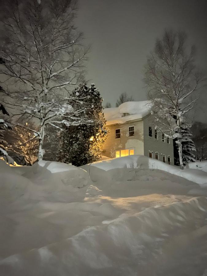 Chalet Banff - 6 Bedroom 6 Bathroom Ski Lodge Niseko Exterior foto